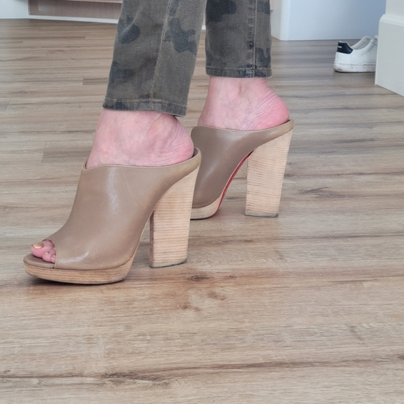 Christian Louboutin Shoes - Christian Louboutin Shoes